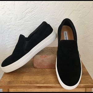 Steve Madden Platform Slip-On Sneaker